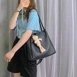 2022 New Arrival Large Capacity Diagonal Bag With Cute Little Bear
