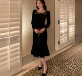 Vintage One Piece Dress Korean Long Sleeve Black Velvet Dress Office Lady 2021 Winter Lace Slim Midi Dress Women Party Design