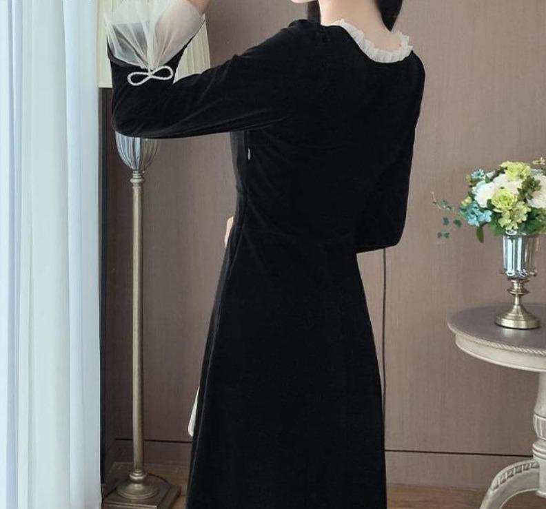 Velvet One Piece Dress Korean Fashion Black Vintage Midi Dresss Women Party Long Sleeve Bow Elegant Dress Slim Flounced Edge